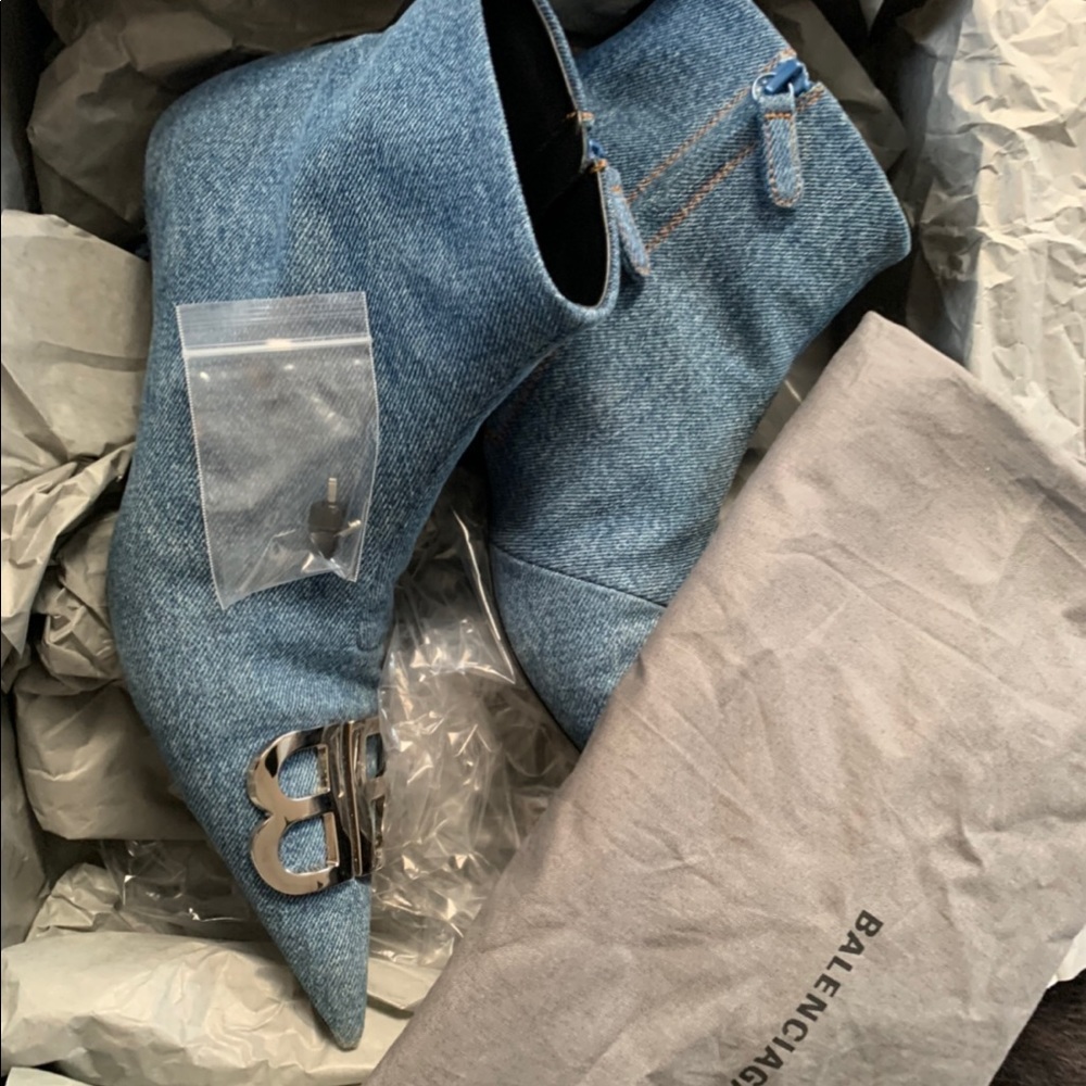 Balenciaga Knife denim booties. - Picture 7 of 8